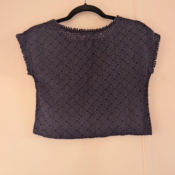 🛍️4 For $15🛍️Pinky Black and Blue Cap Sleeve Boxy Crop Blouse - Picture 2 of 5